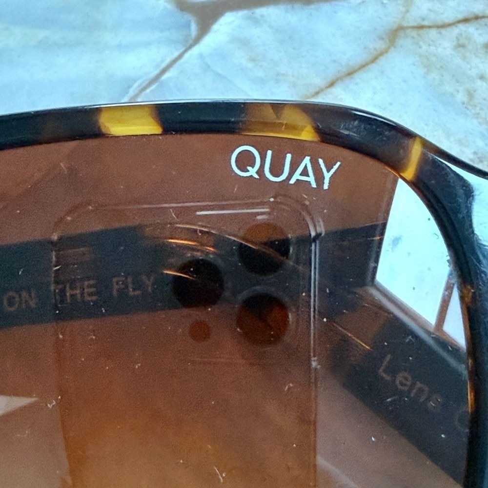 Quay Australia On The Fly Tortoise Shell Aviator Sunglasses Brown Gradient Lens - Picture 7 of 14